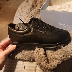 Brand new Easy Spirit shoes